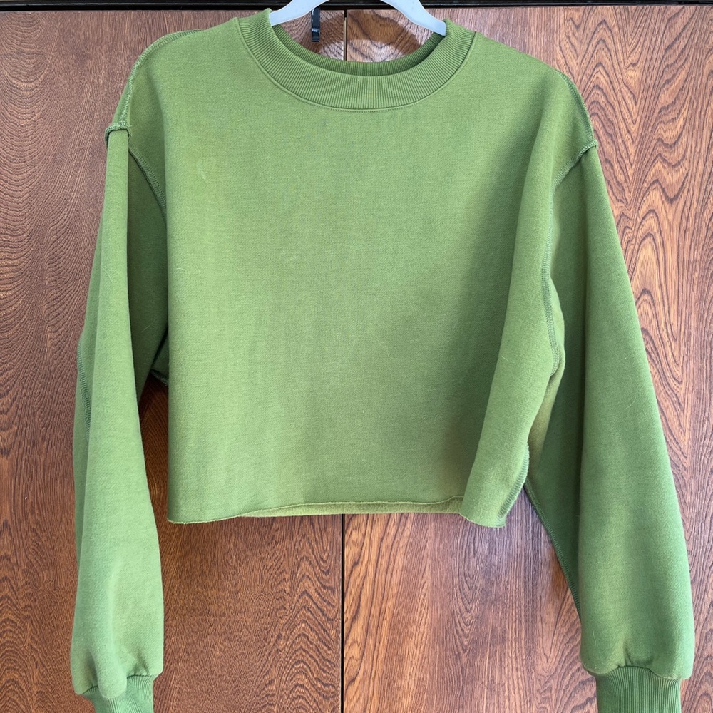 Green Cropped Sweatshirt